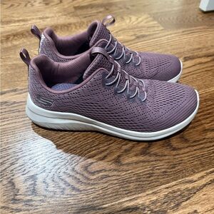 Skechers Women's Mauve Sneakers